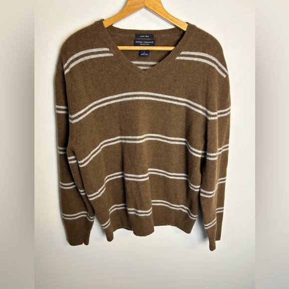 Daniel Cremieux L Brown White V-Neck Sweater 100% Lambs Wool Striped Academia - Picture 1 of 8